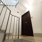 Casa Lucrezia *