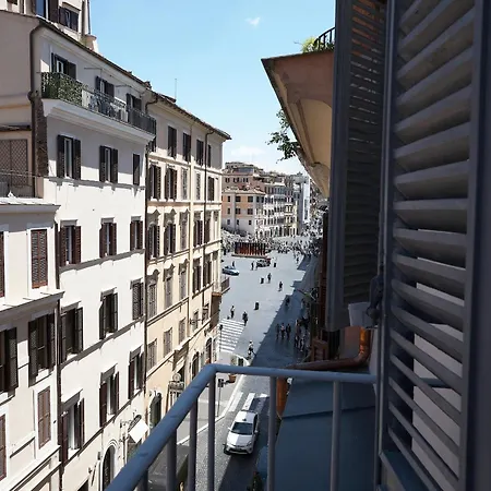 Casa Lucrezia *